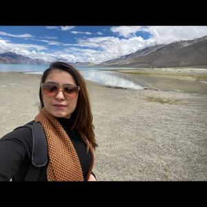 Meet your Posher, Shubhi